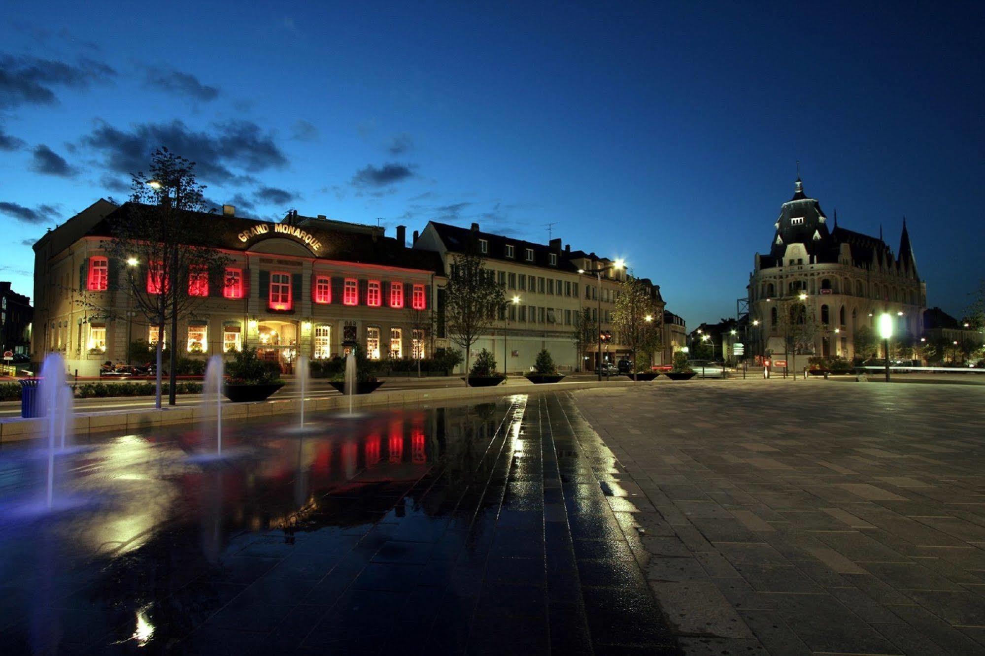 Hotel & Spa Le Grand Monarque, BW Premier Collection Chartres Esterno foto